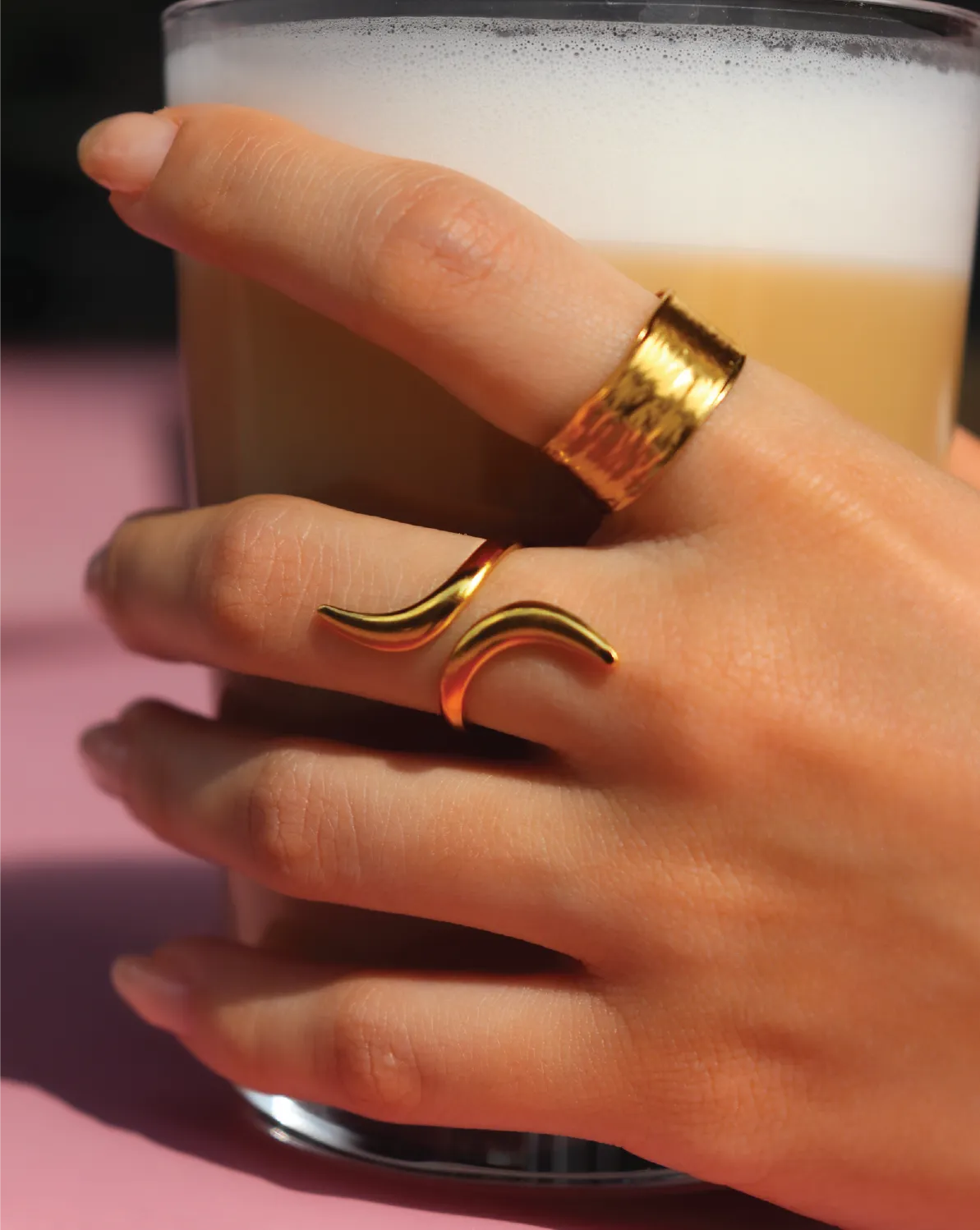 Anillo Naeva
